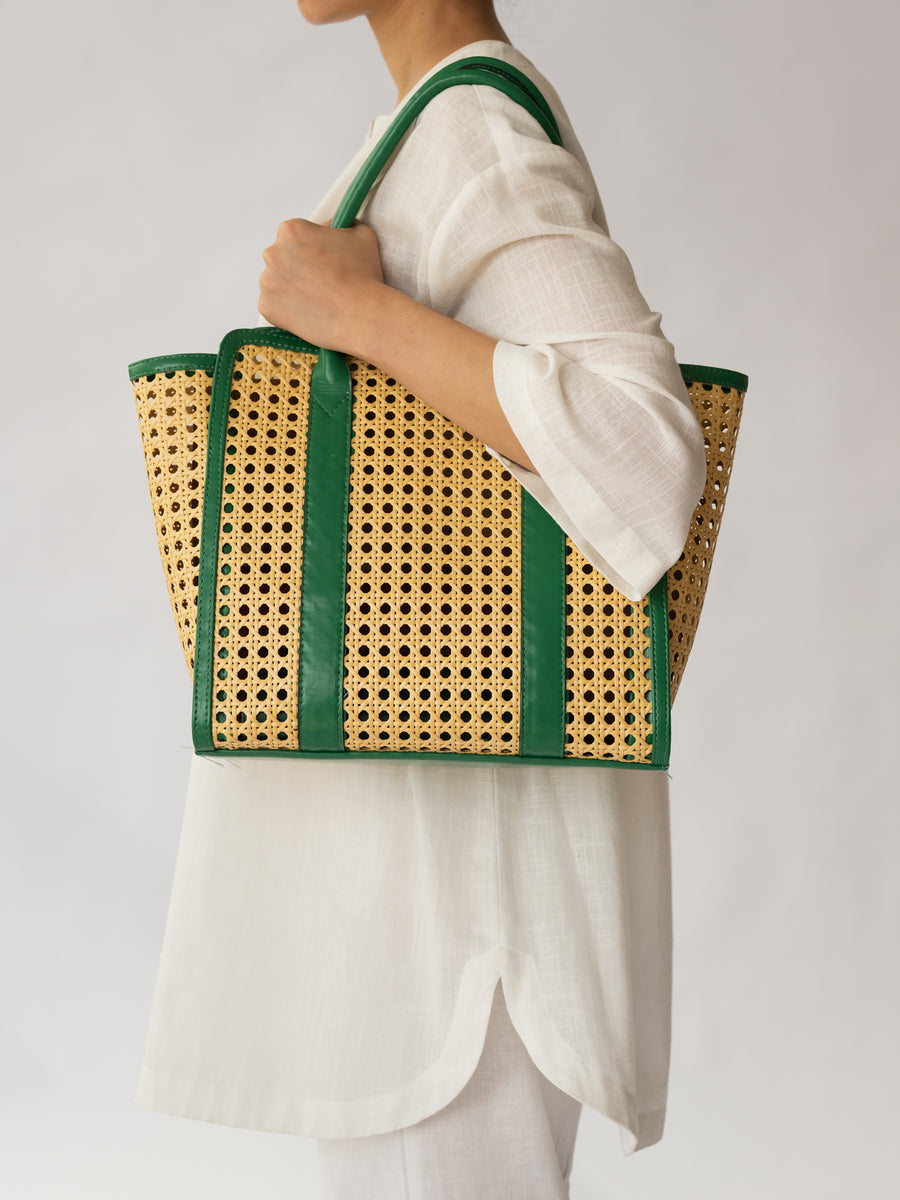 The Sunny Side Tote - Forest Green - Back and base construction | DilliBagCo