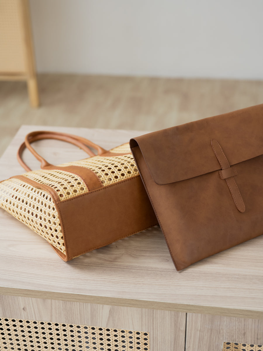 The Sunny Side Tote with Laptop Sleeve - Camel Brown - Texture and material detail | DilliBagCo