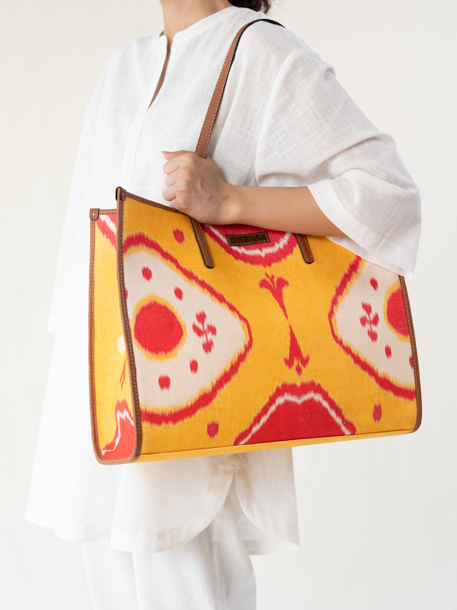 The Everyday Tote - Turmeric