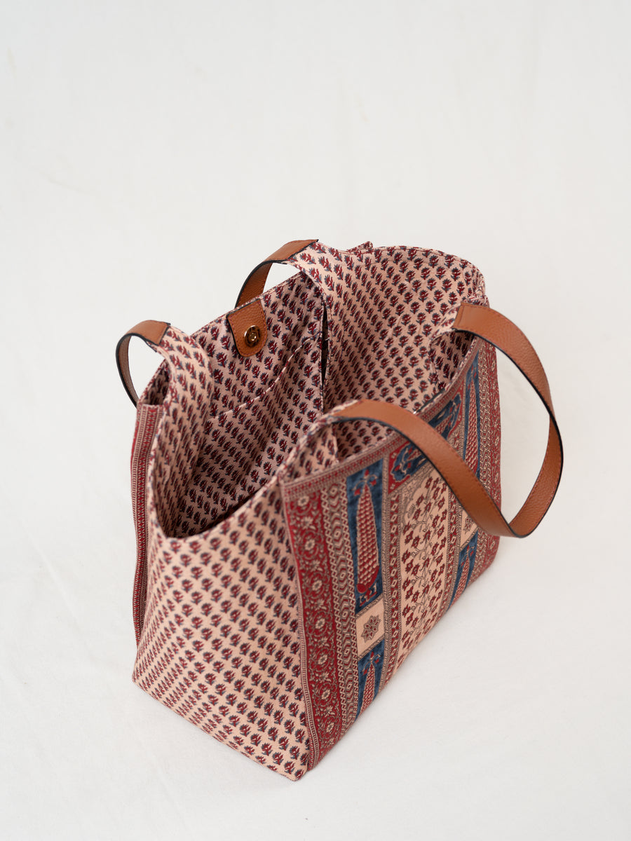 The Classic Tote - Multicolour